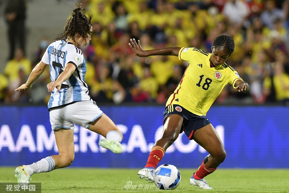 开云体育在线-阿根廷女足队员在比赛中力拼的简单介绍