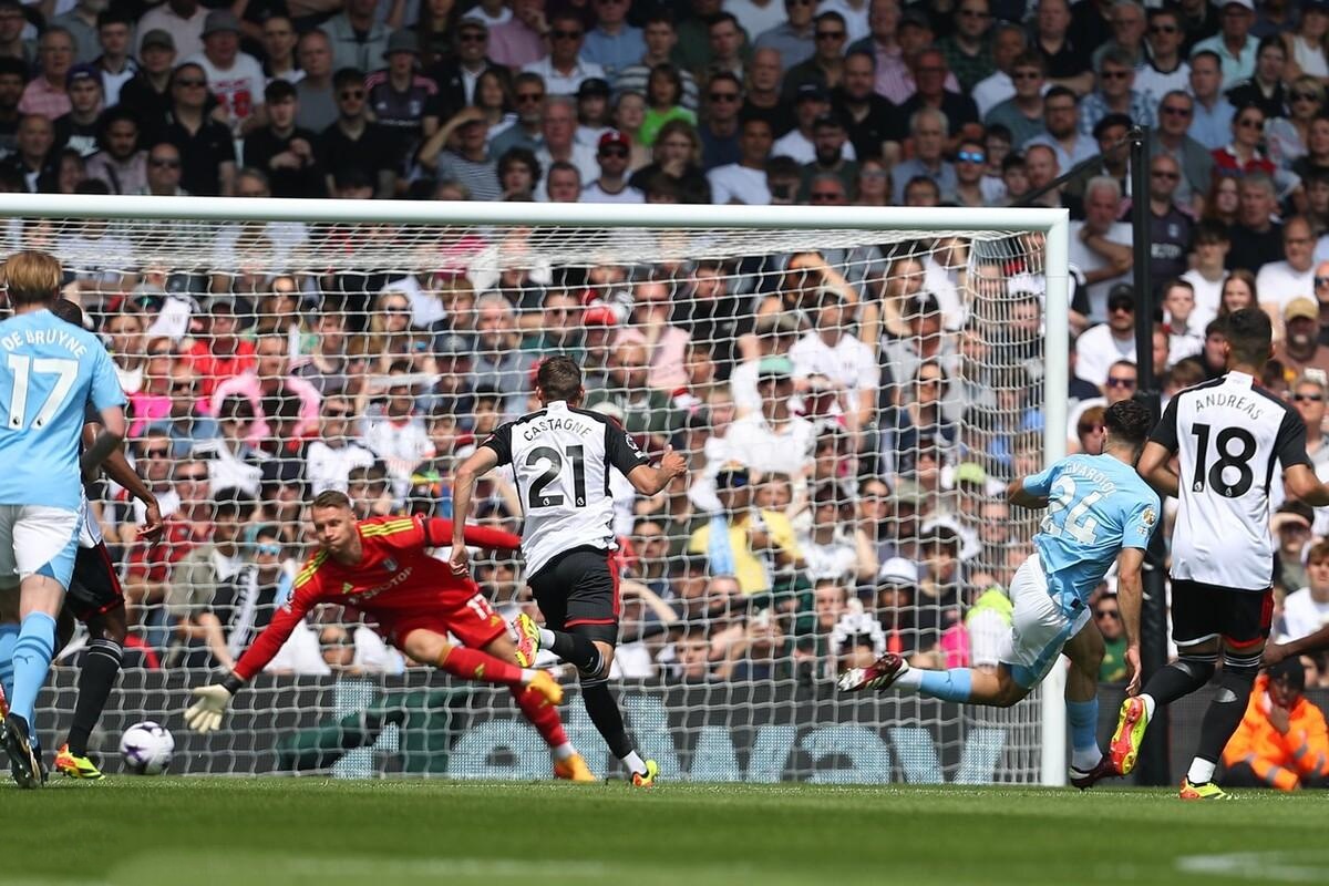 开云-包含曼城主场大胜,榜首优势重现的词条