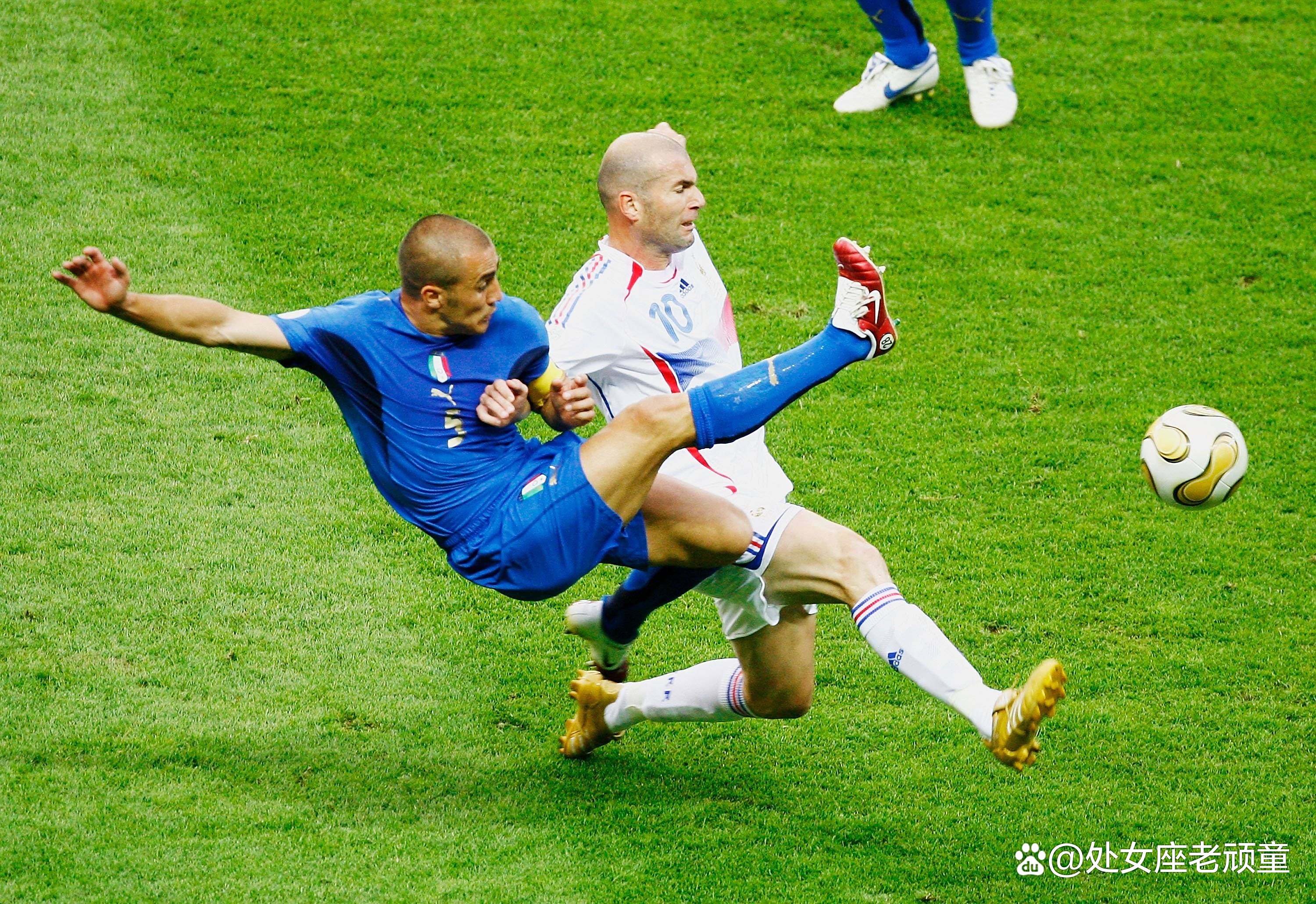 包含世界杯传奇谢幕，球迷泪洒赛场的词条