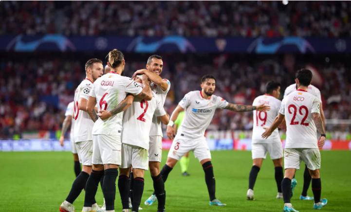 开云体育中国-塞维利亚主场告捷，继续领跑联赛