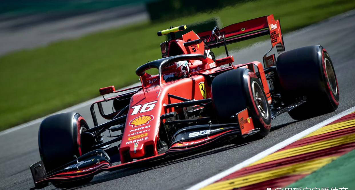 开云下载-威廉姆斯鏖战哈斯车队，汉密尔顿带队取胜