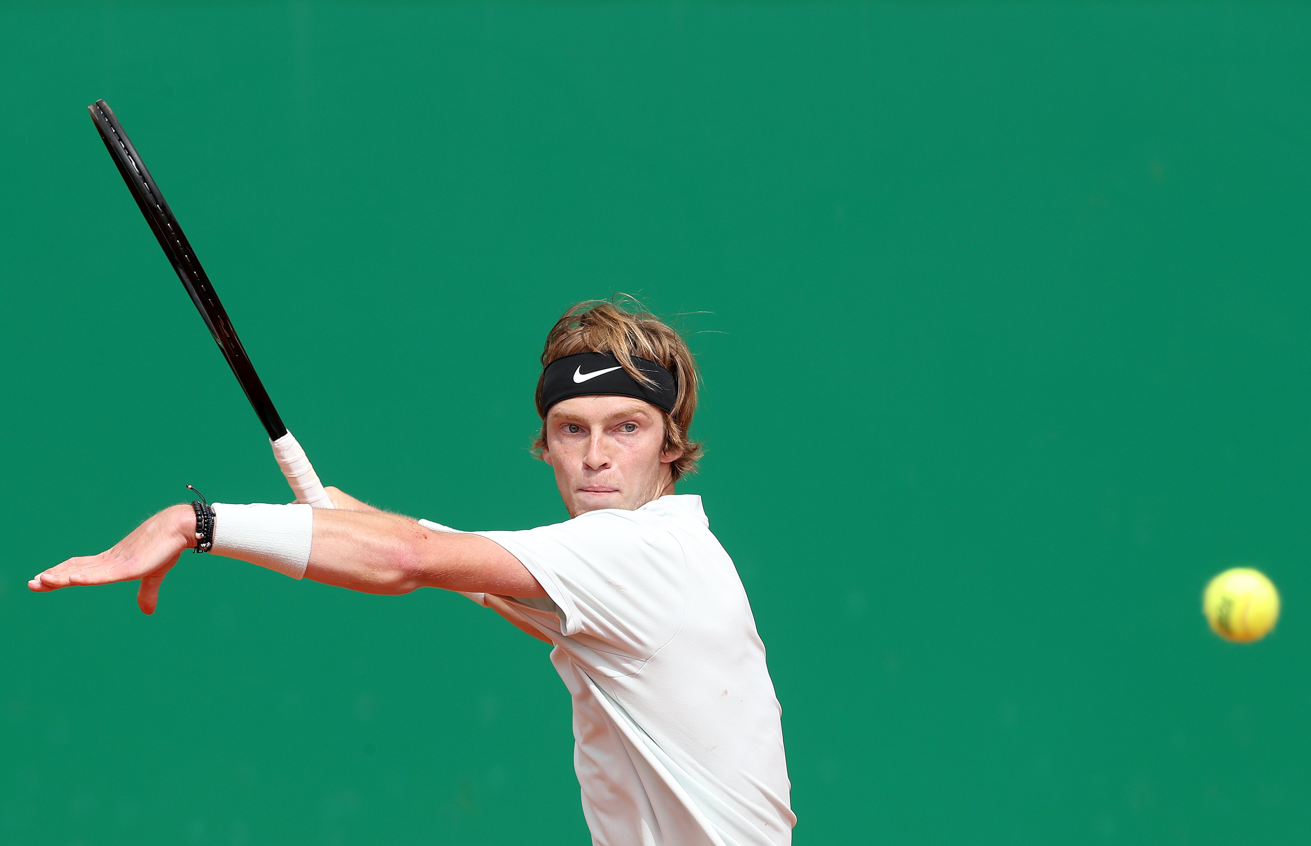 开云APP-联合杯险胜蒙特卡洛大师赛，蒂姆点燃赛场