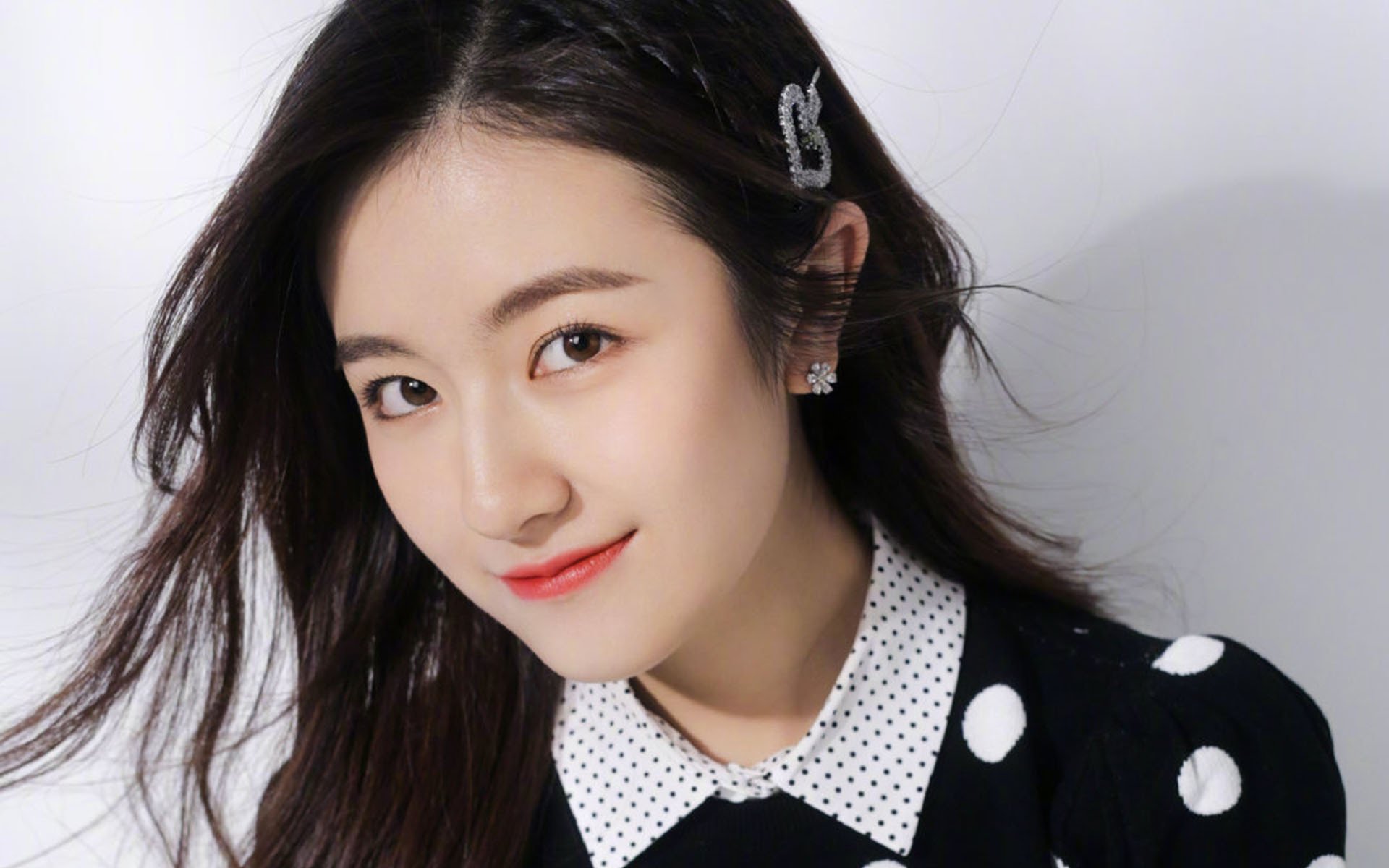 开云-巴黎豪华攻击群遭遇冰岛铁壁，阿劳霍临危受命定乾坤