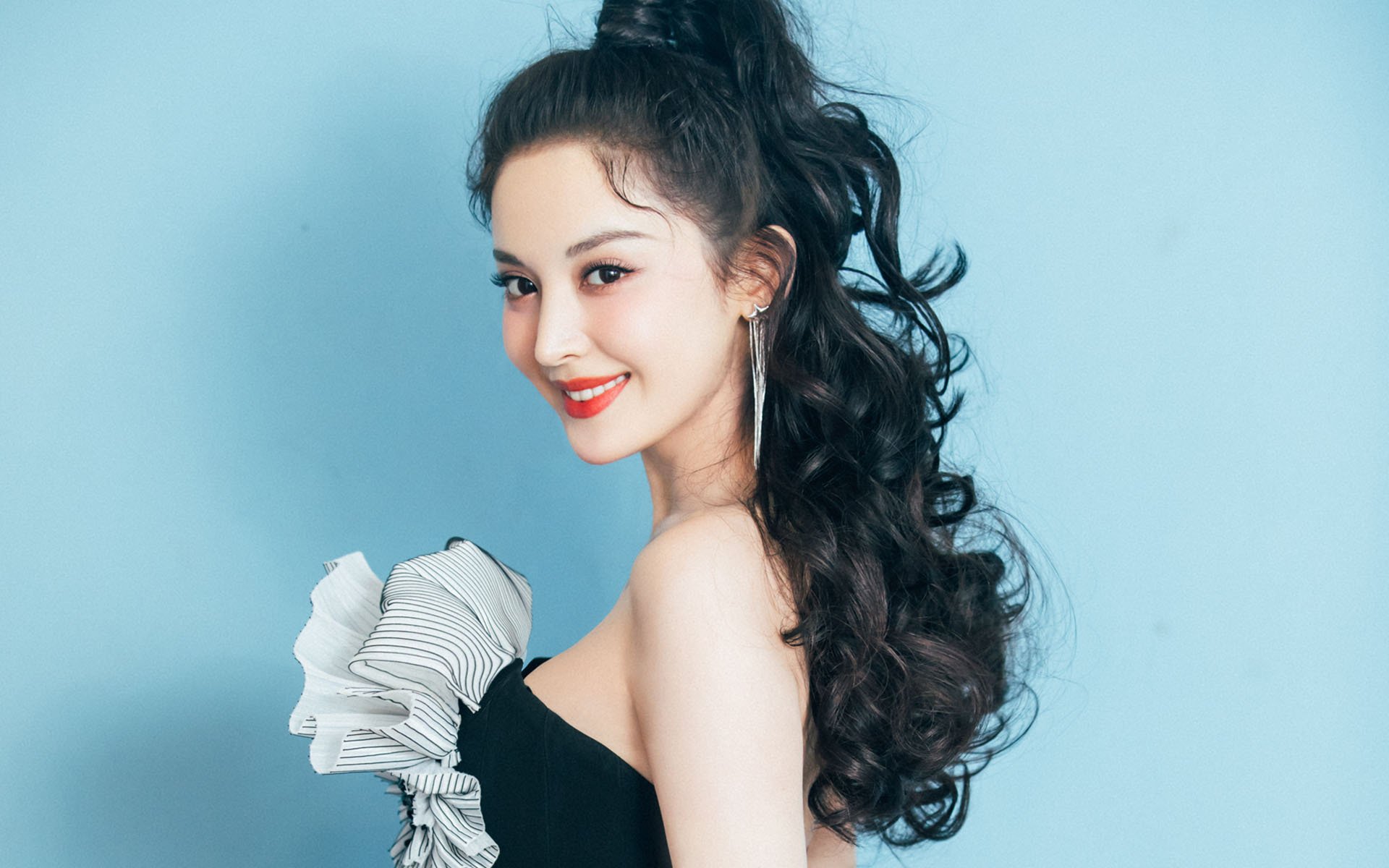 当孙兴慜命中总决赛三分，我们谈论的远不止胜利