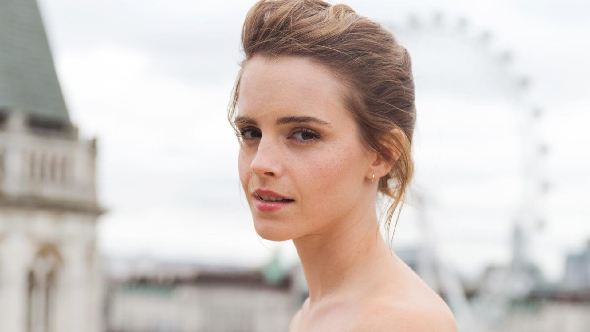 开云体育入口-绝杀与统治，夏日的双城记