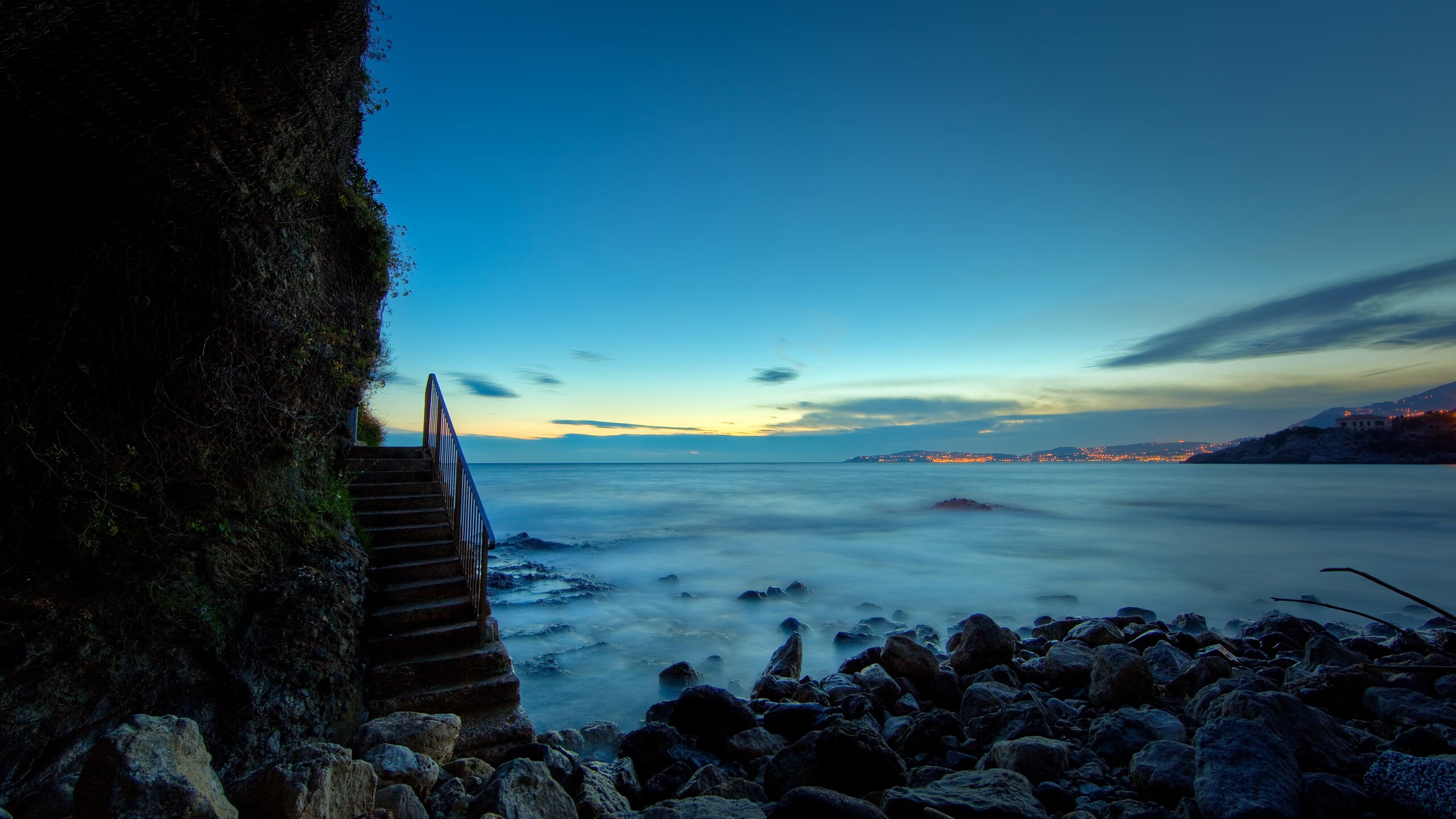 开云sport-球商决定高度，当坎特用奔跑诠释实力，荷兰智慧制霸皇家社会