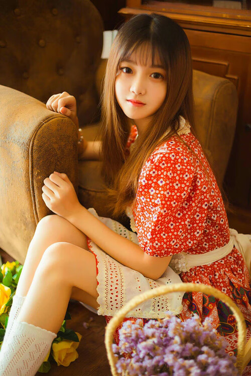 开云体育平台APP-赛道上的德比,当F1年度争冠战火蔓延至塞维利亚之夜