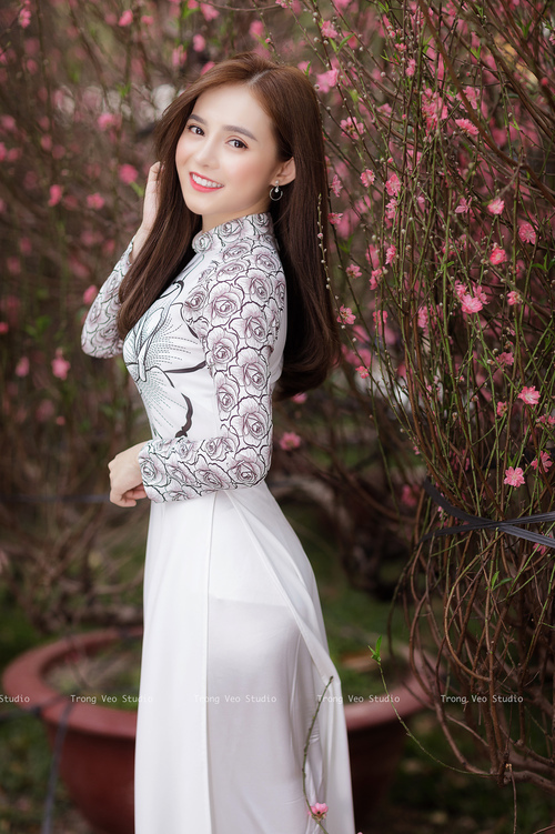 开云APP-绿茵麦田的守望者,当库尔图瓦立柱为疆,阿森纳的镰刀已越过丹麦